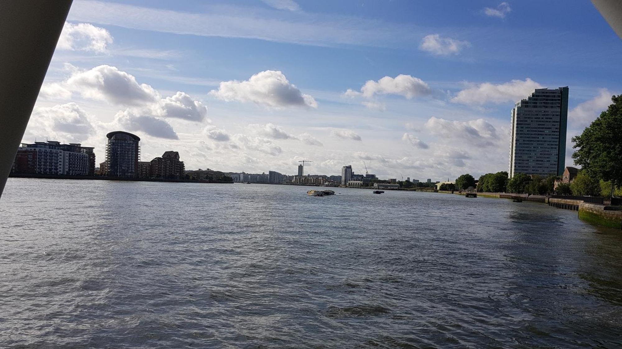 Riverside 1Br With Easy Transport 20Min To City Centre London Bagian luar foto